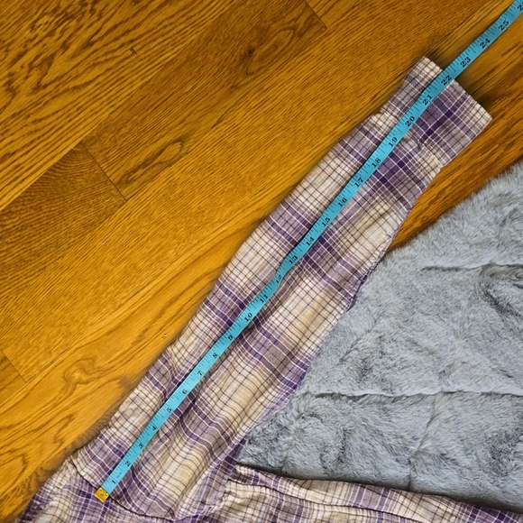Patagonia Purple/White Plaid Button Down Shirt, Women's Medium, Great Condition - Picture 9 of 13